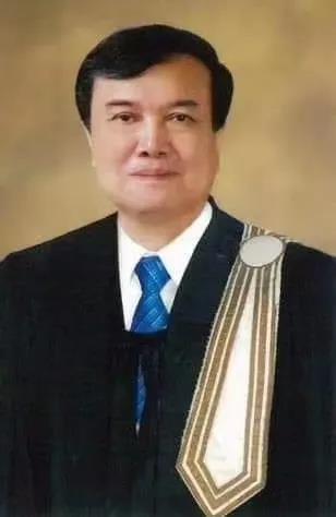 泰国皇家律师委员会主席出任泰国格乐大学法学院院长