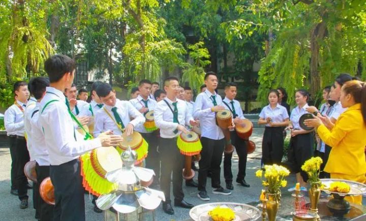 泰国格乐大学专业齐全，中留服认证，教育部承认，国内认可硕士学历！