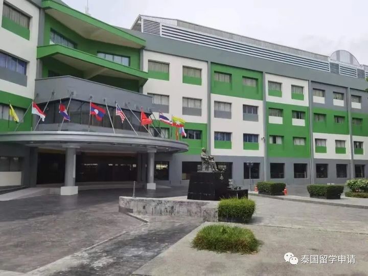泰国格乐大学专升本专业齐全！泰国留学涵盖工商管理/教育学/艺术学/公共卫生